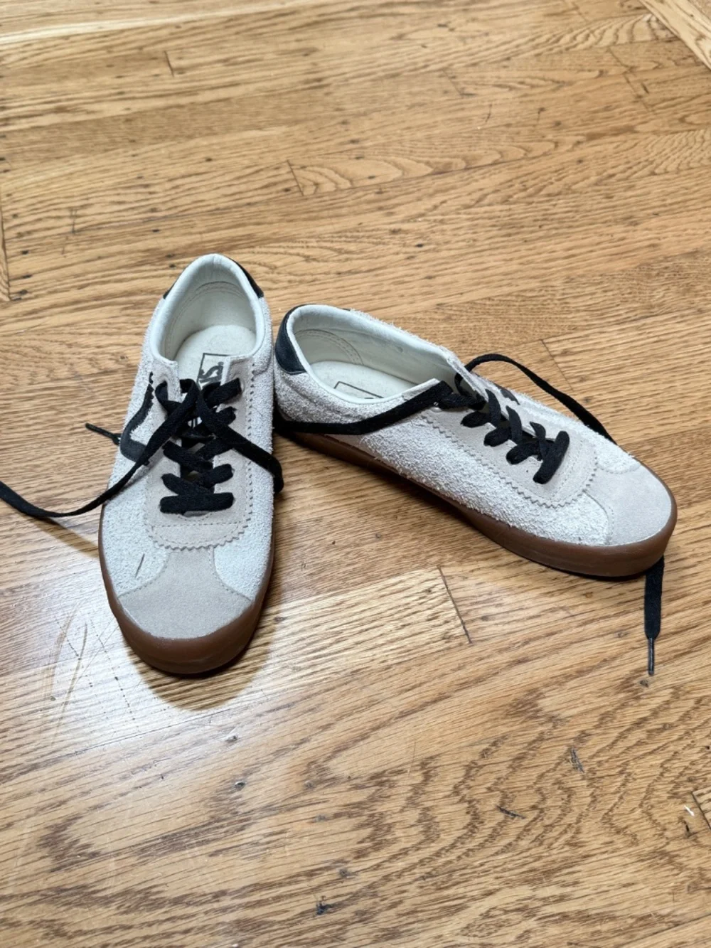 Womens Vans Low Sport Sneaker Size 7 - Picture 5 of 8